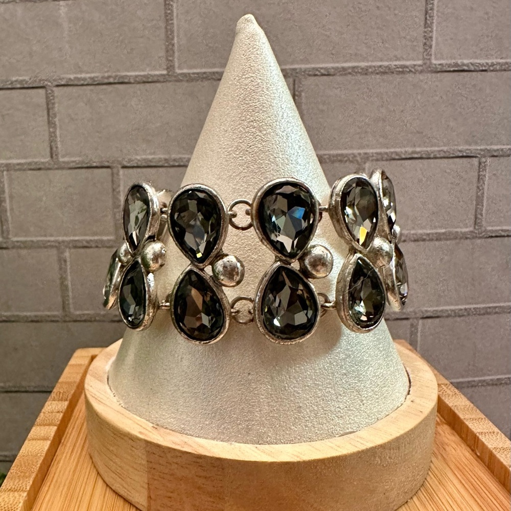Smoky gray crystal gem bracelet